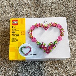 Lego Heart Ornament Building Set 40638 Valentine’s Day NEW Box Damage Spring